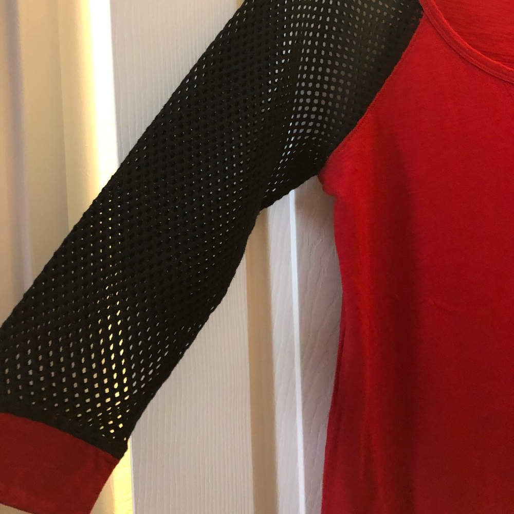 Express red top - Picture 5 of 6